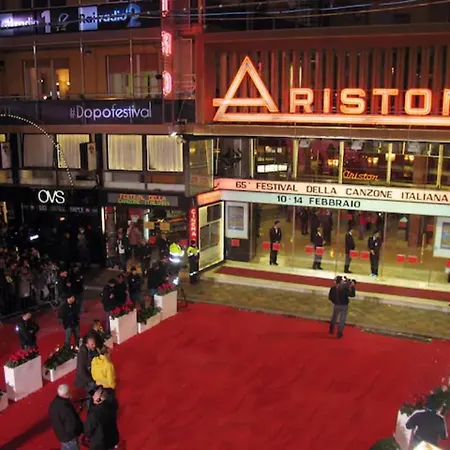 Rosa Centralissimo Санремо